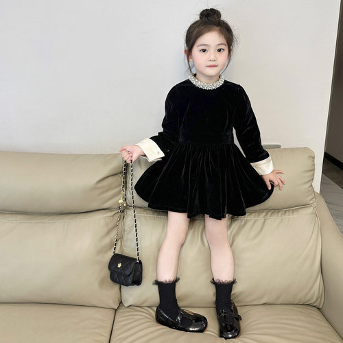 千金轻奢风女童钉珠领加绒连衣裙