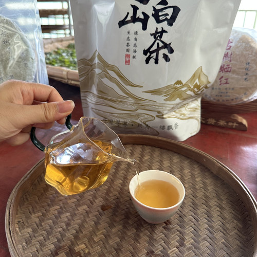 2024年老山小芳古树白茶，一芽一叶 ，麻栗坡老山古树茶（100克）