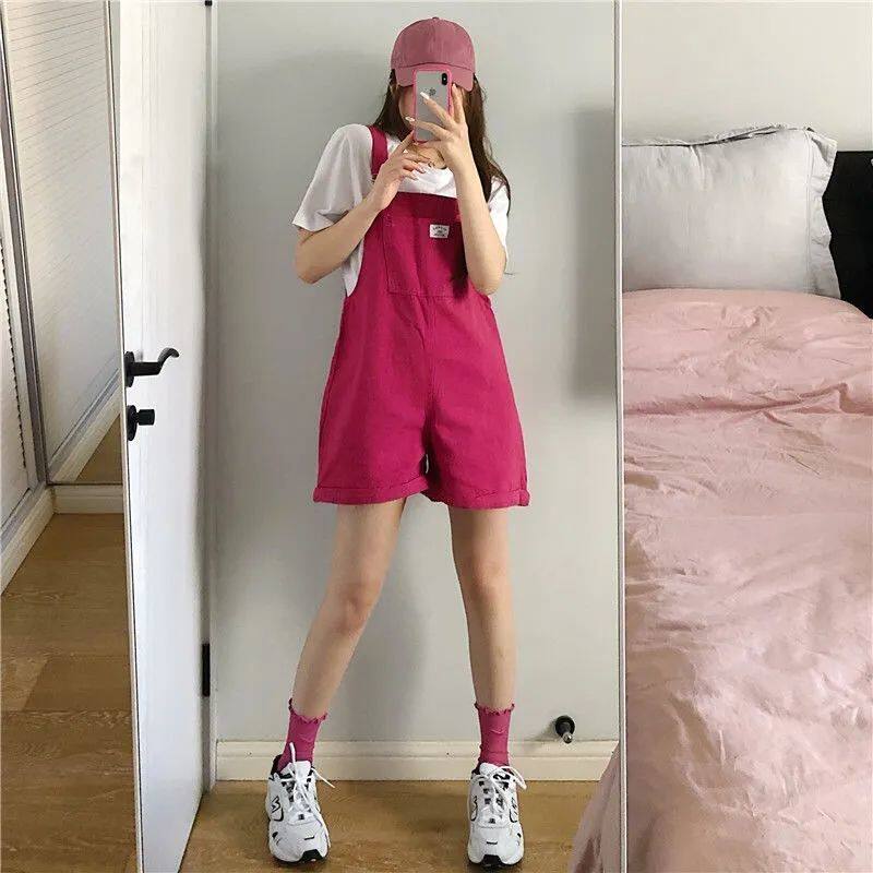 树莓色背带裤夏季女韩版宽松百搭直筒阔腿牛仔短裤玫红色甜心日系
