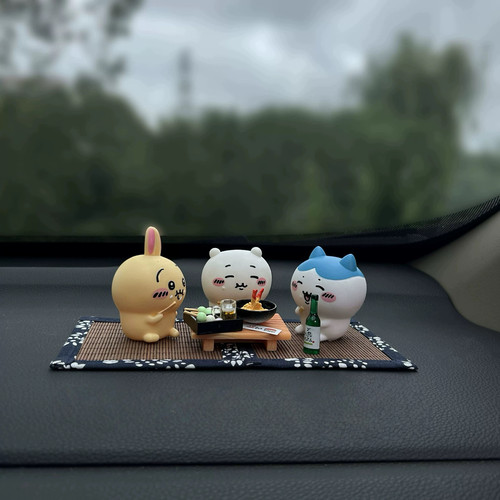 新年车载摆件乌萨奇车载摆件吉伊