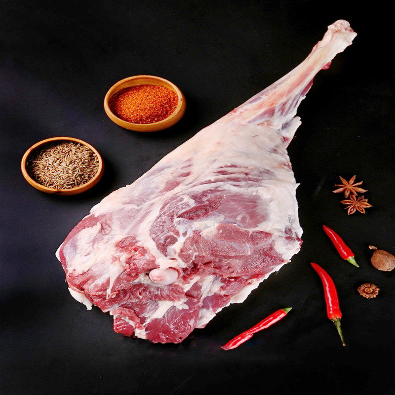 羊后腿肉新鲜4斤包装中国新疆生态放牧羊阿勒泰大尾巴羊促销包邮