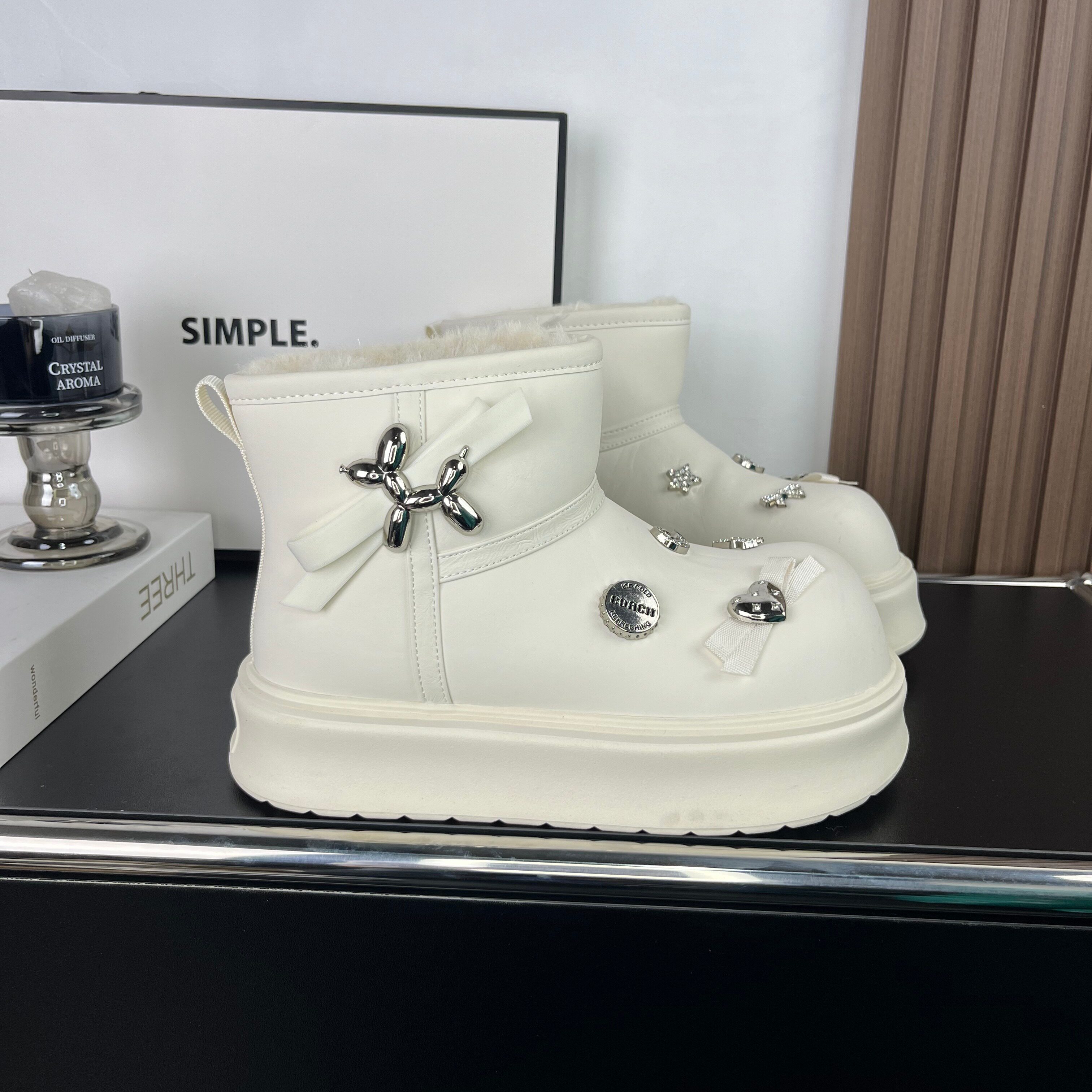 欧洲站真皮羊毛重工雪地靴短靴冬季新款东北加厚棉鞋厚底防滑女鞋
