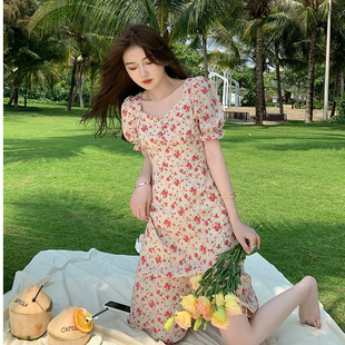 复古海边沙滩裙夏 欧式 夏季 新款 显瘦开叉吊带碎花连衣裙女收腰法式