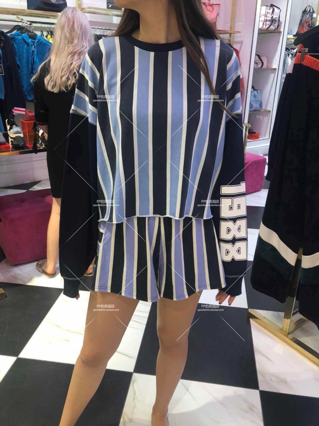 Ó¢¹úÕýÆ·´ú¹ºjuicy coutureŮʿʱÉÐÌõÎÆ³¤ÐäÎÀÒ¶̿ãÌ××°ÕÛºó850