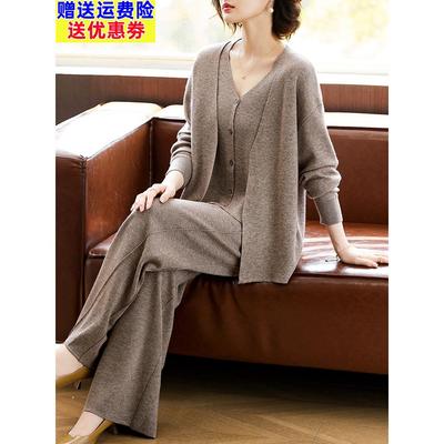 妈妈春装套装休闲宽松运动服2025新款中老年人女装假两件针织上衣