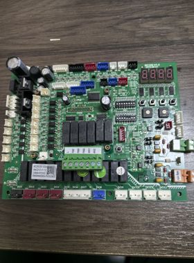 麦克维尔MC250/251.V02A MAC012.V1.12风冷模块机控制主板模块板