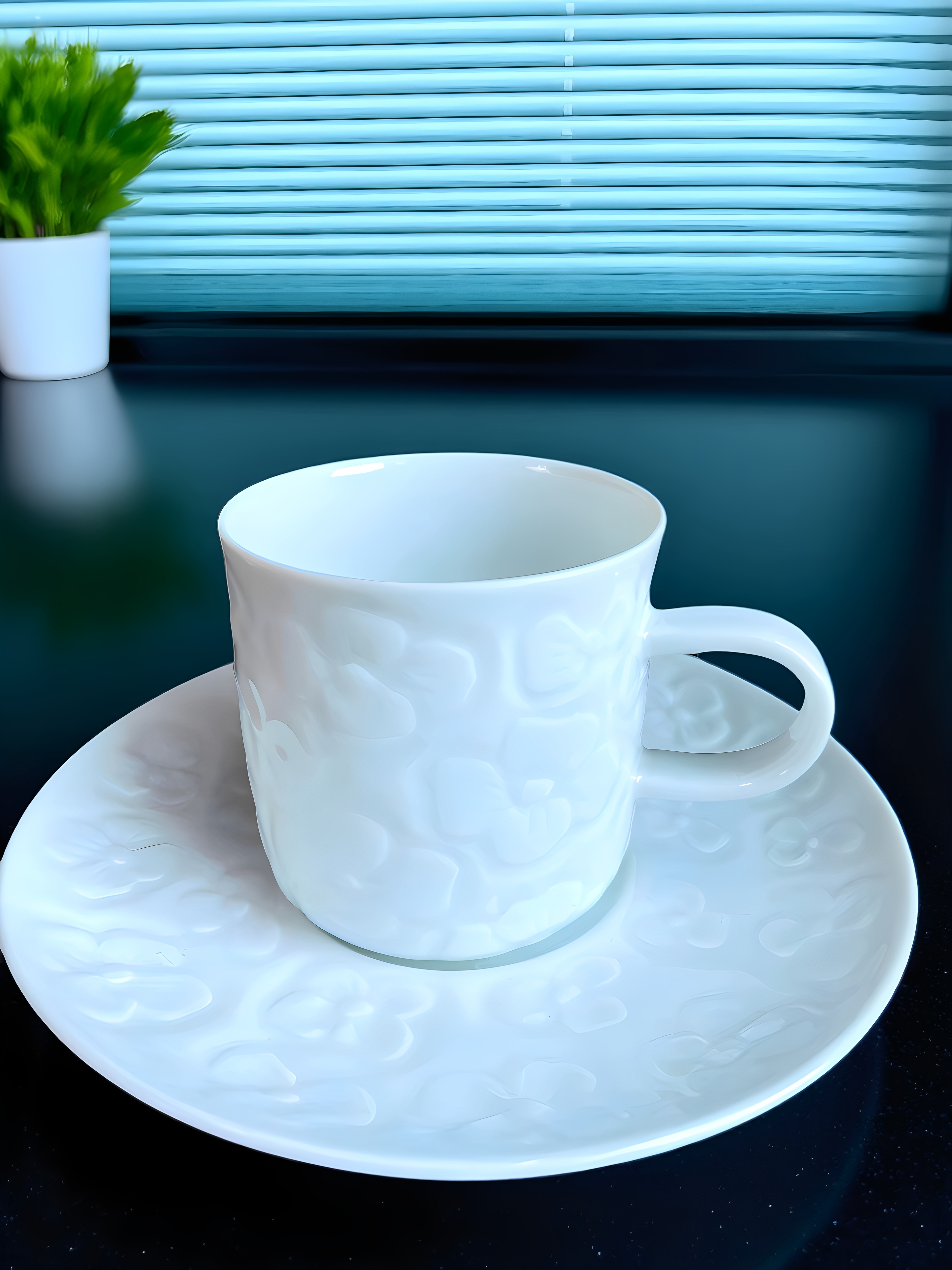 日本进口白山陶器骨瓷咖啡杯碟茶杯日式下午茶杯碟紫罗兰白色浮雕