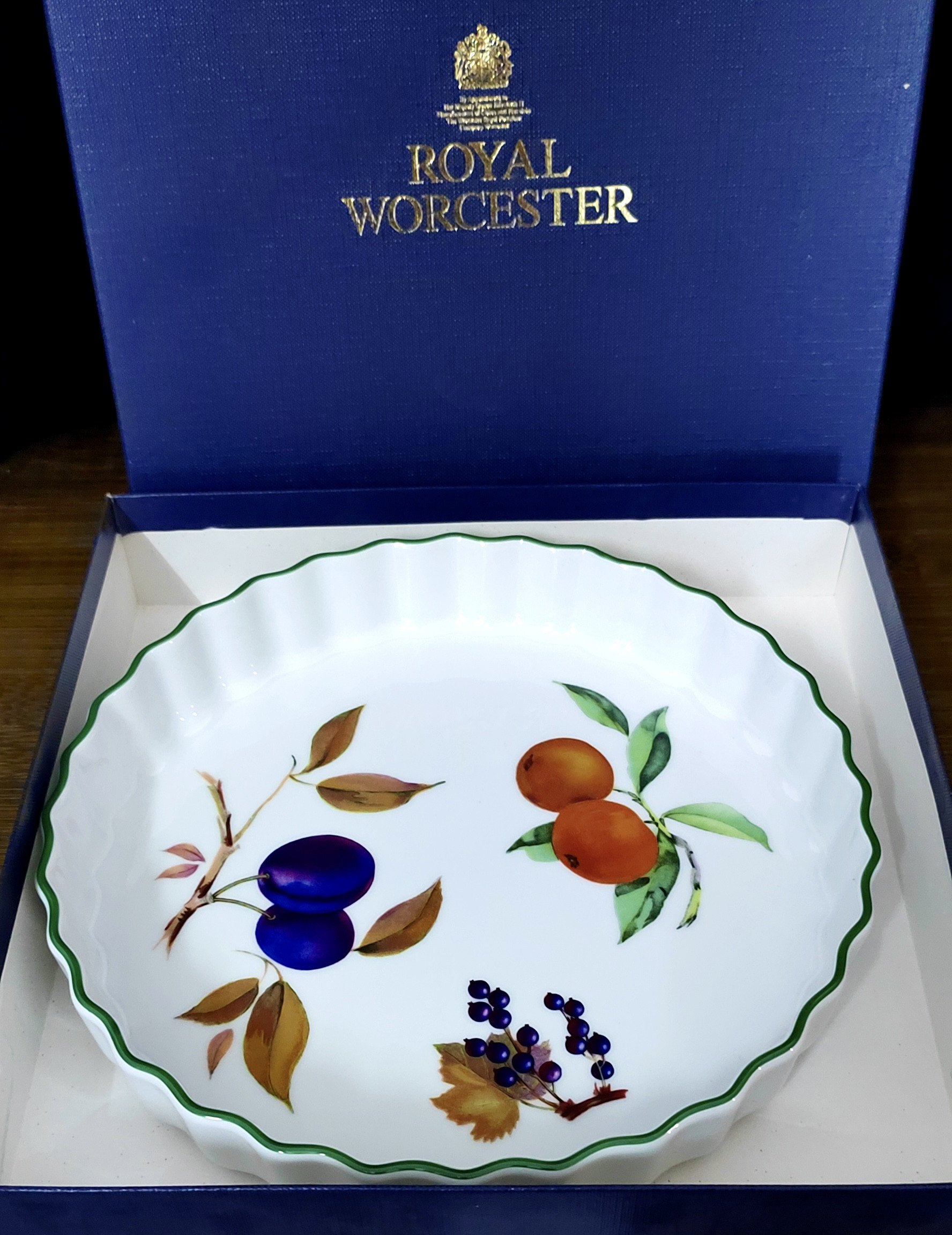 英国产皇家伍斯特Royal Worcester Evesham vale餐盘果盘装饰盘