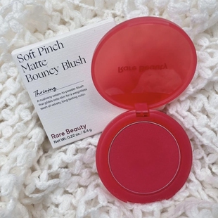 预*定Rare beauty赛琳娜25新品霜转粉质地土豆泥哑光腮红膏 6.4g