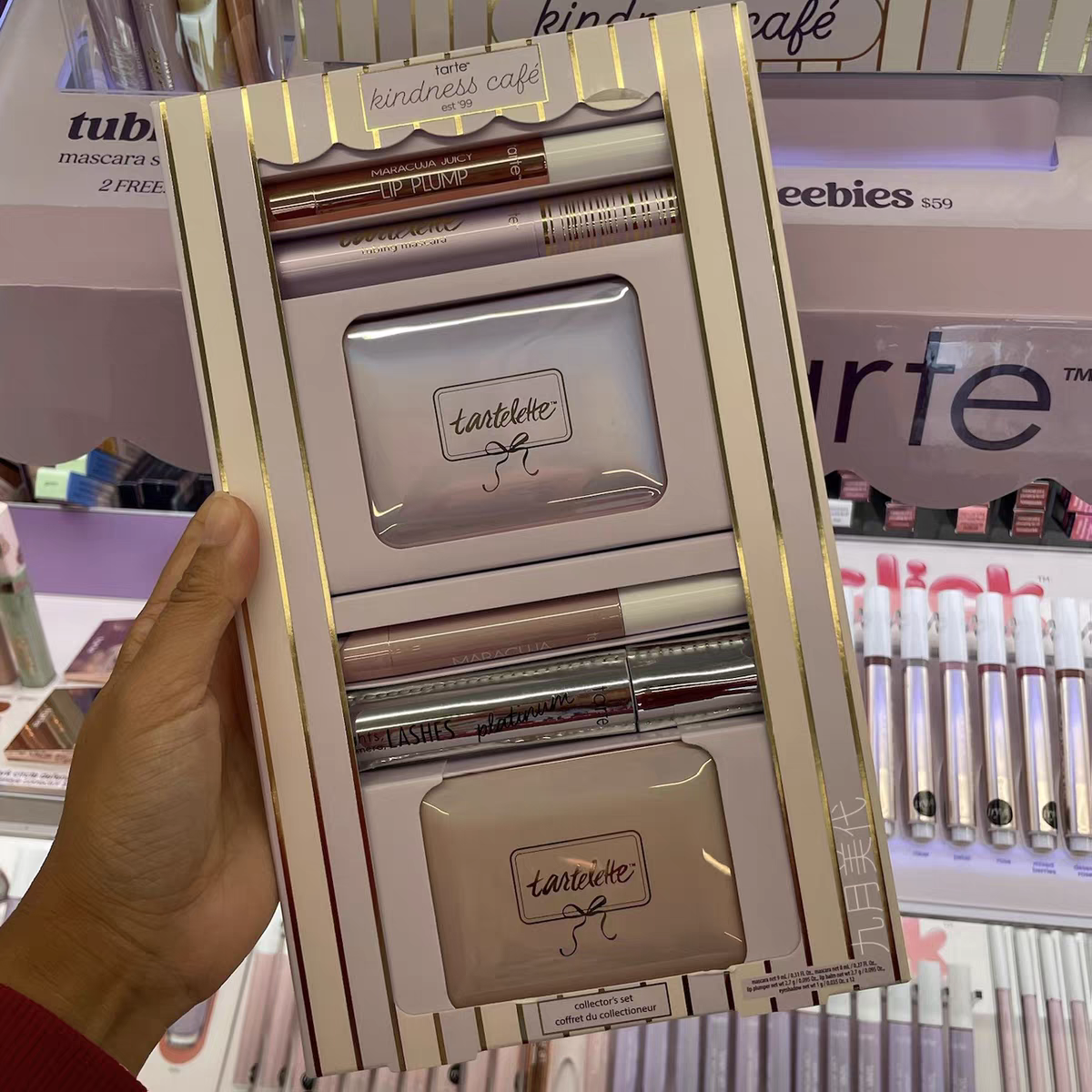 预*定 Tarte25年节日限量套装 眼影口红 唇颊两用腮红棒丰唇膏