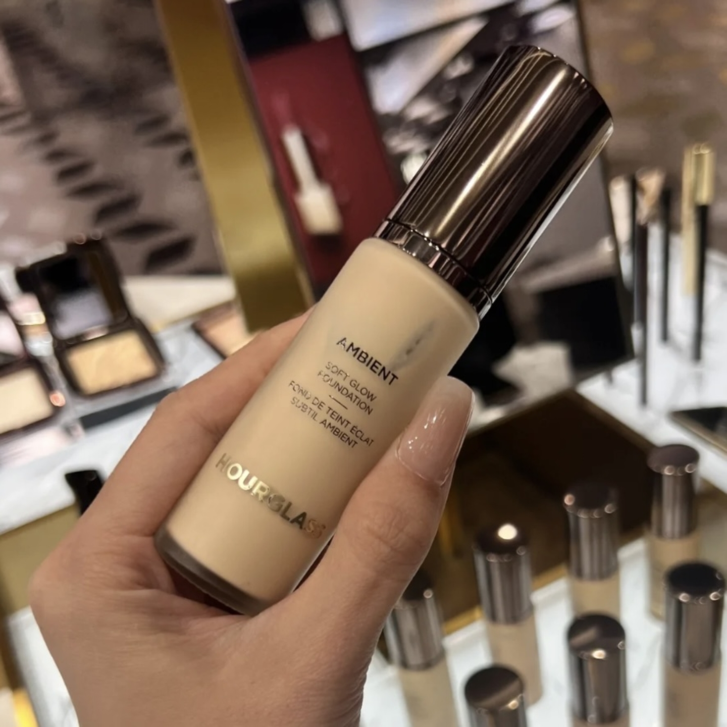 预*售 美国Hourglass Ambient Soft Glow柔光液30ml粉底刷粉底