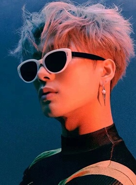 黑白米钉猫眼太阳镜小红书同款墨镜2024新款ins网红凹造型拍照女