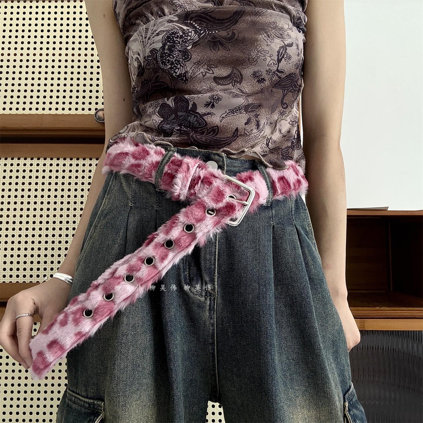 柳吴伟粉红色豹纹皮带女