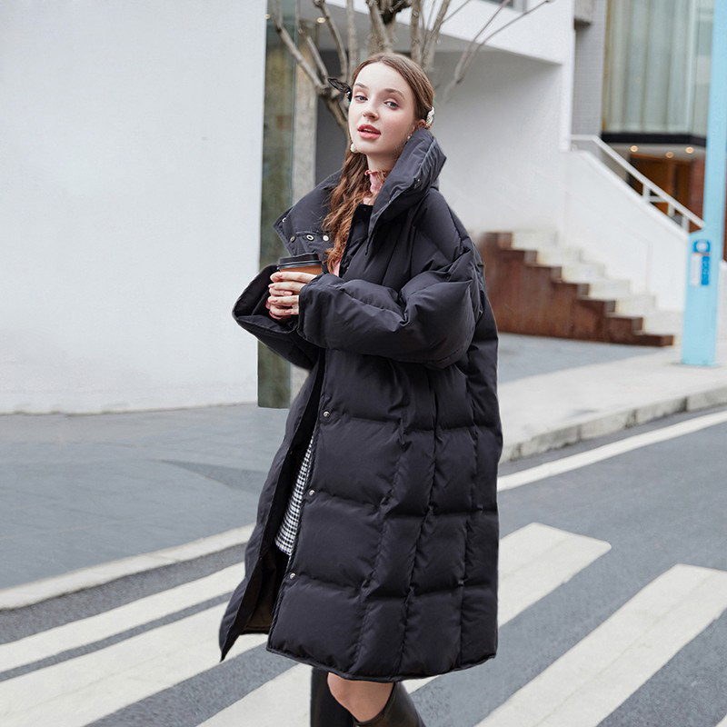 充绒量外套设计时尚高领