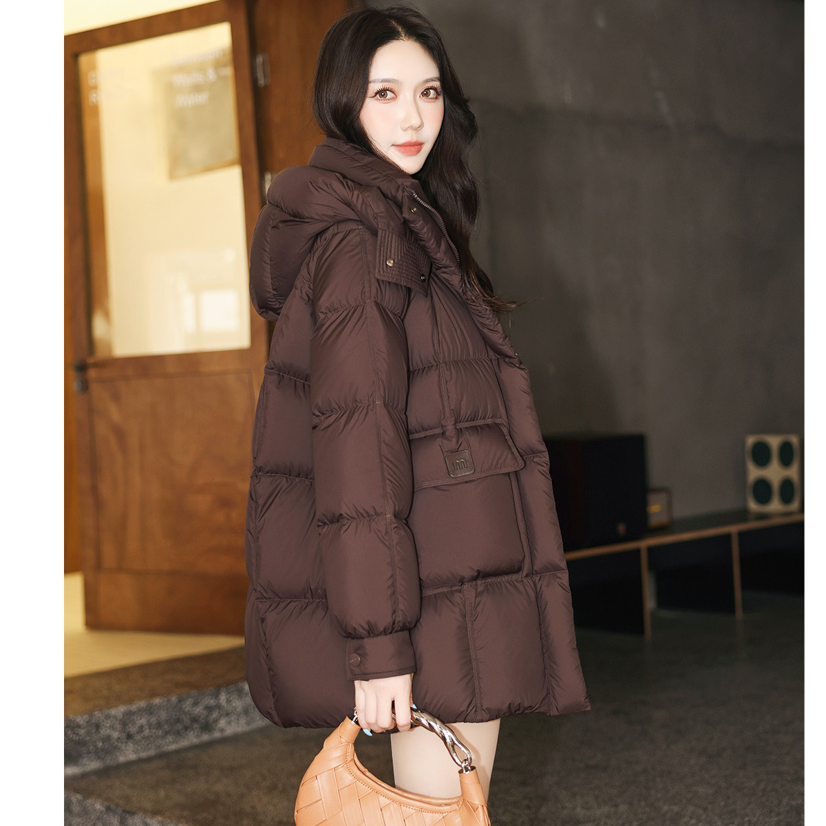 90白鸭绒立领连帽中长款羽绒服女款2026春秋新款超好看的保暖外套