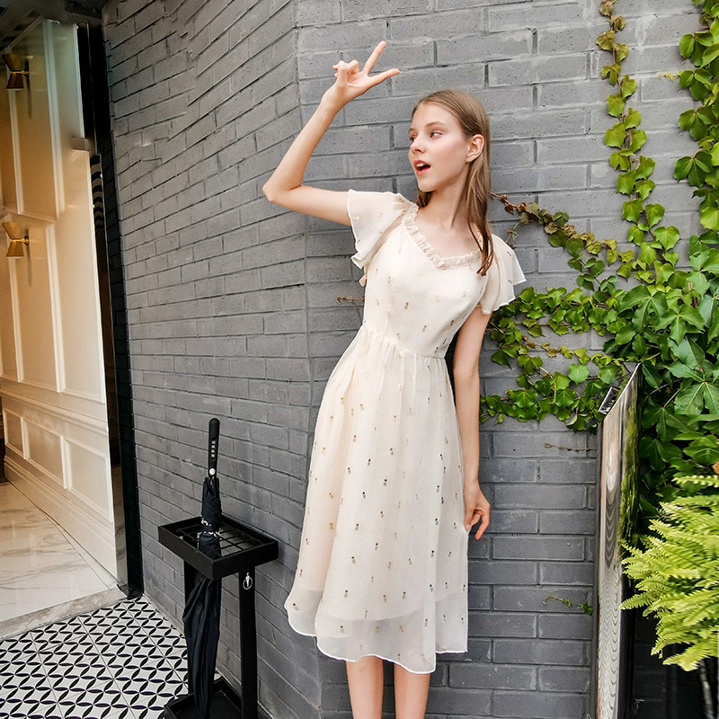 菠萝烫金雪纺连衣裙女中长款很仙的法国小众桔梗裙2024流行夏天