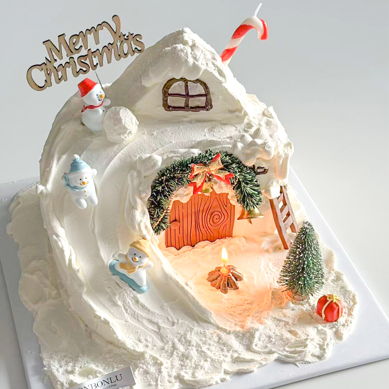 2025网红圣诞节雪景小屋