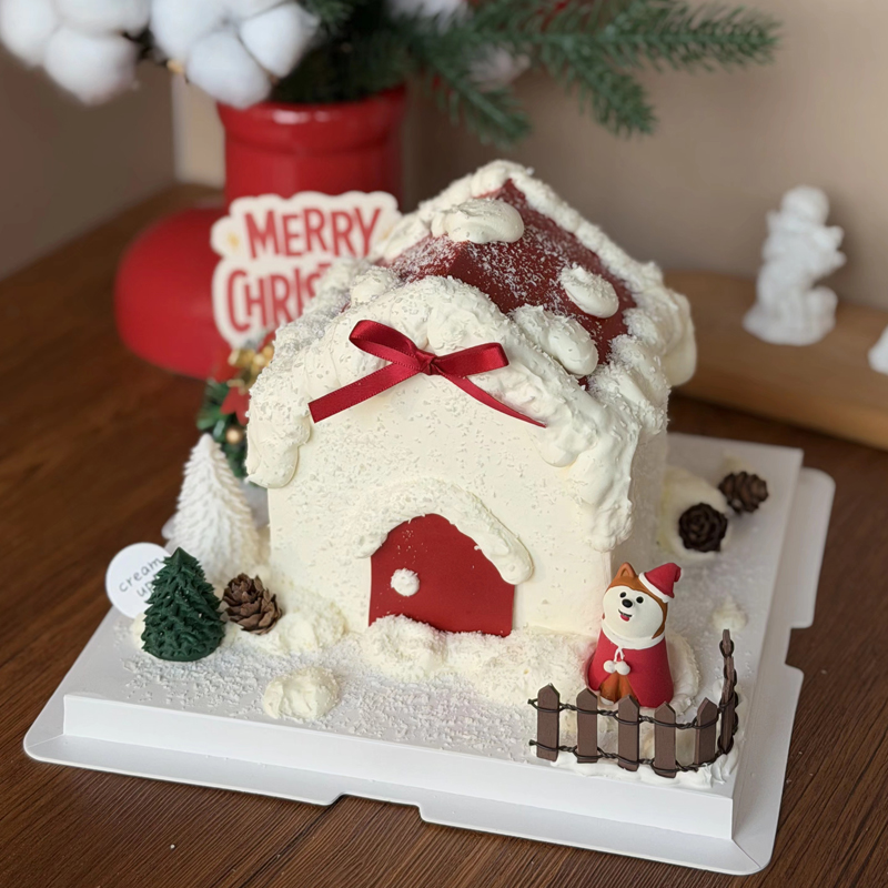 2025氛围感圣诞雪屋主题甜品蛋糕