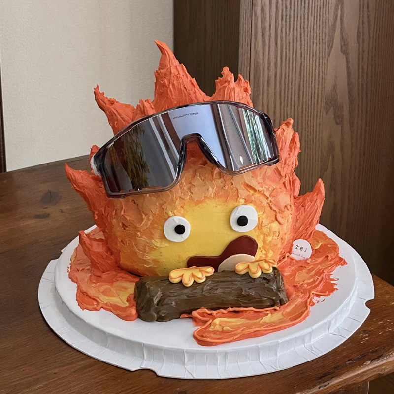 漫画风火之恶魔卡西法生日蛋糕