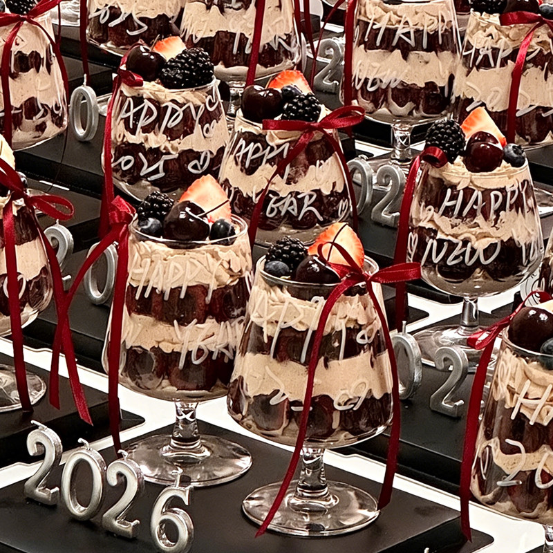 博主同款2026网红跨年新年春节透明白兰地高脚杯蛋糕杯数字蜡烛