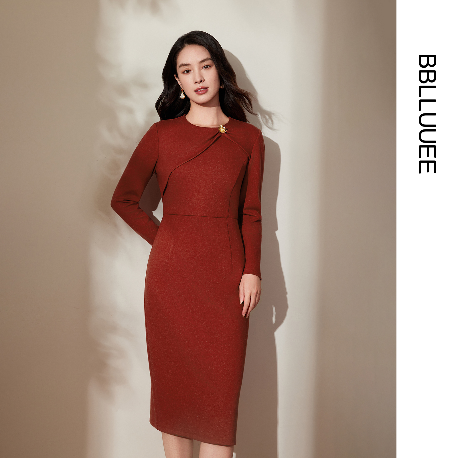 气质立体 捏褶设计 肌理针织连衣裙