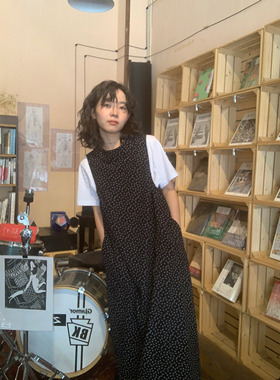 ifbeer复古黑色灯芯绒碎花背带连衣裙ins无袖长裙女秋冬宽松显瘦