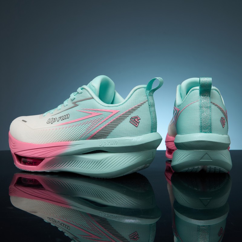 UP run男鞋非凡箭2.0 Ultra气垫跑鞋厚底增高全掌碳板运动鞋秋冬