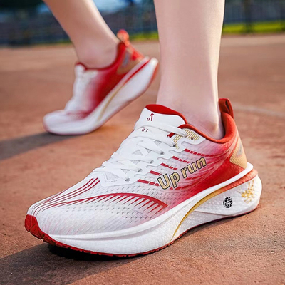正品up run8.0pro跑鞋2024新款春季龙年限定网面透气碳板运动鞋男