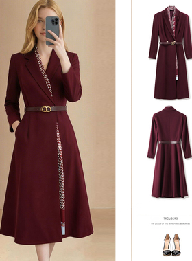 2026年春夏轻熟优雅风西装领连衣裙酒红色收腰显瘦通勤职业高级感