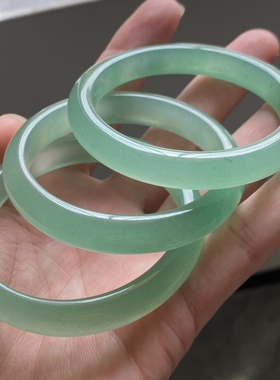 天然绿色玉石冰种东陵玉手镯