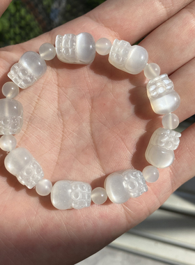 天然白月光石貔貅小熊手链