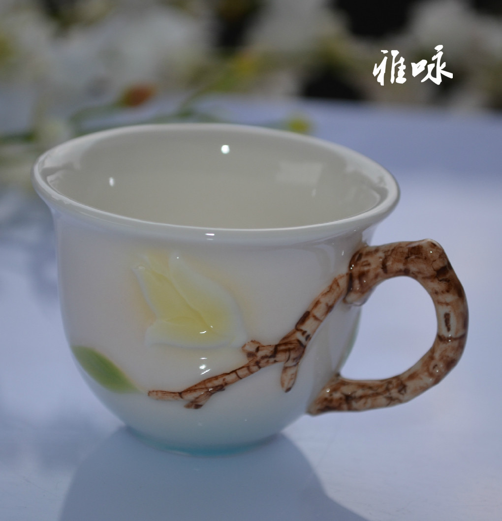 珐琅瓷金鱼玉兰花茶杯茶具 婚庆礼品 陶瓷 创意礼品法兰 摆件