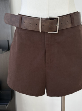 Hellooo Eat 美式复古显瘦休闲短裤2025夏季通勤百搭棕色直筒裤女