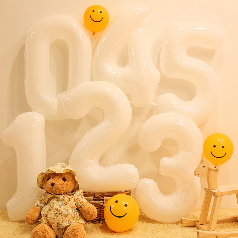 白色铝膜数字气球32寸ins风