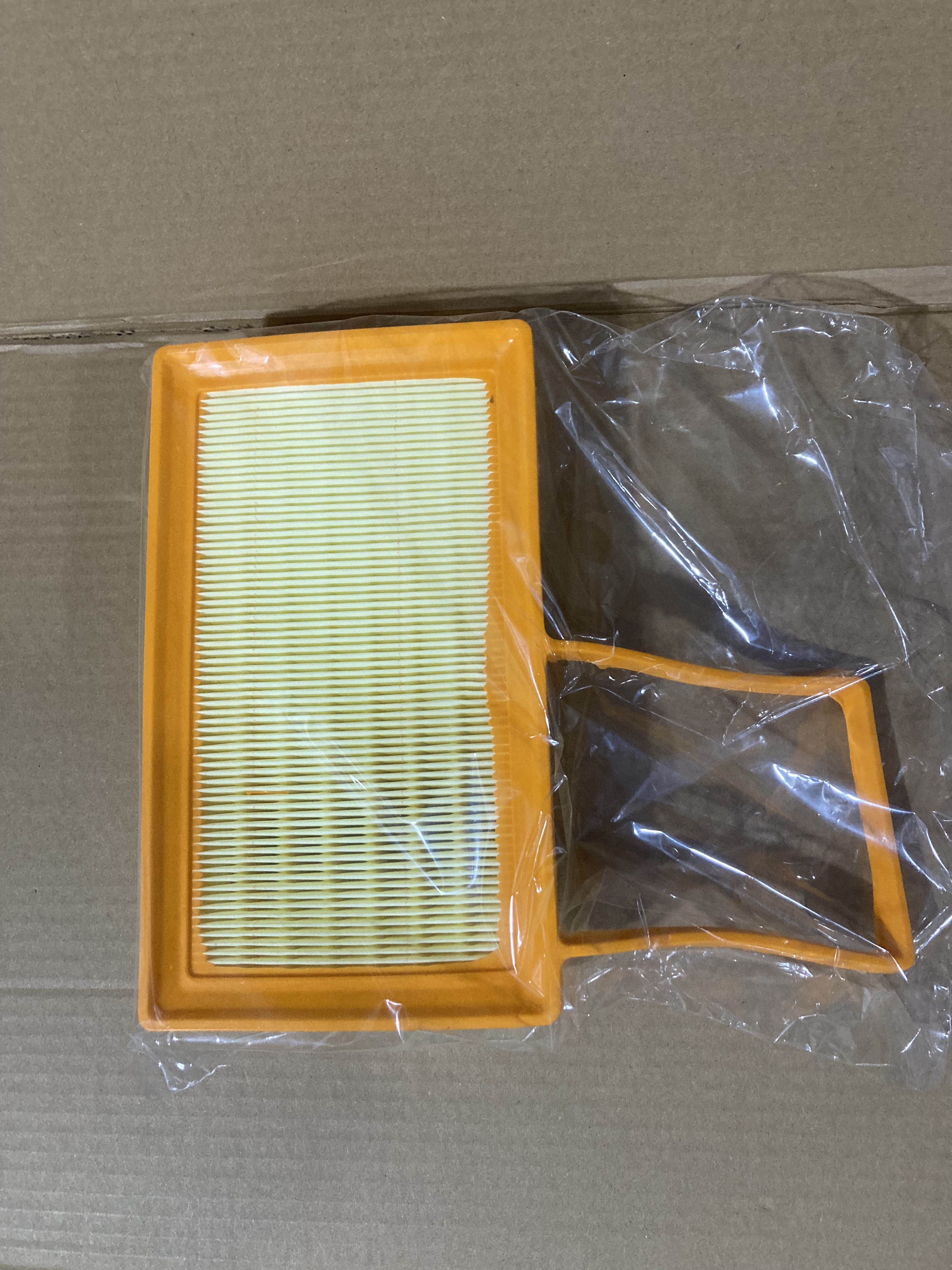 适配C01零跑C11 C10 C16 1.2T 1.5L增程空滤格滤清器空气滤芯