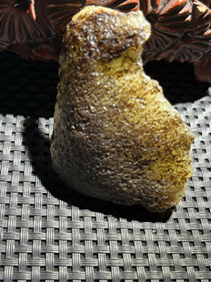 和田玉戈壁料青白