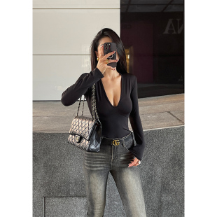 性感高腰修身 打底连体衣女2024秋新款 收腰上衣 辣妹深V领长袖 井也