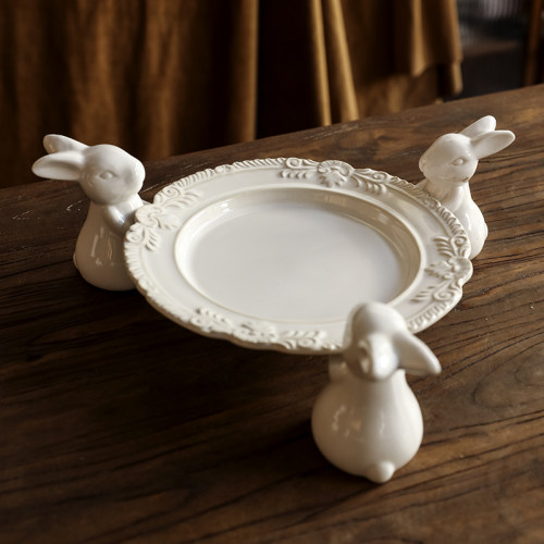 宝森陶瓷兔子高脚水果托盘