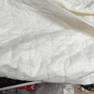 冬季蚕丝絮片真丝180克宽幅140Cm 薄款棉服里布蚕丝马甲内胆内衬