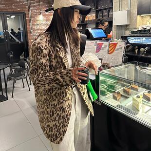 蒋哇塞 韩版流行豹纹毛呢西服冬季新款帅气保暖呢子外套女