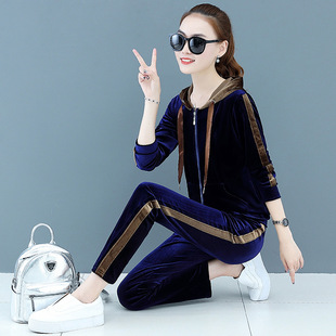 金丝绒休闲运动套装女2026春装新款中年妈妈连帽运动服洋气两件套