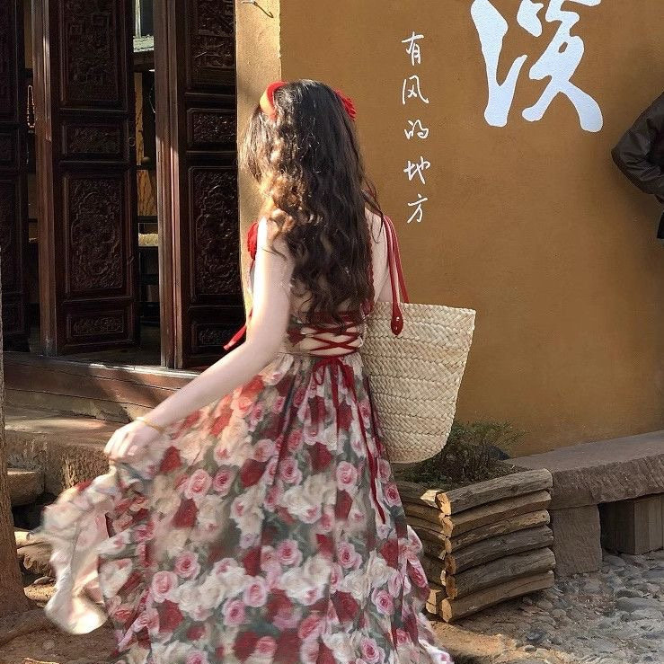 法式复古度假风花朵印花连衣裙
