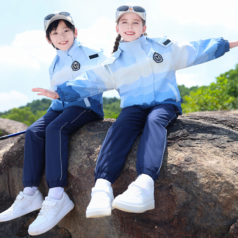 中小学生校服套装冲锋衣
