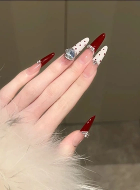 纯手工穿戴甲富家千金红色法式波点显白气质温柔闪钻百搭美甲贴片