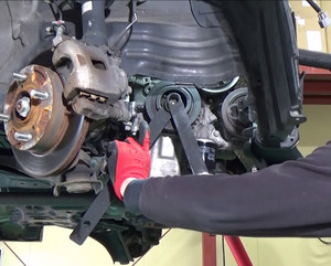 2019款铃木658CC曲轴皮带轮拆卸工具09912-37010