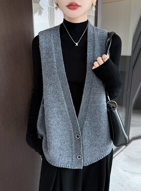 秋冬不规则前短后长大V领羊毛系扣马甲开衫女叠穿外搭毛衣坎肩