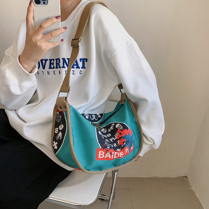 2025新款时尚百搭大容量女士单肩斜挎包休闲轻便女士休闲斜跨包