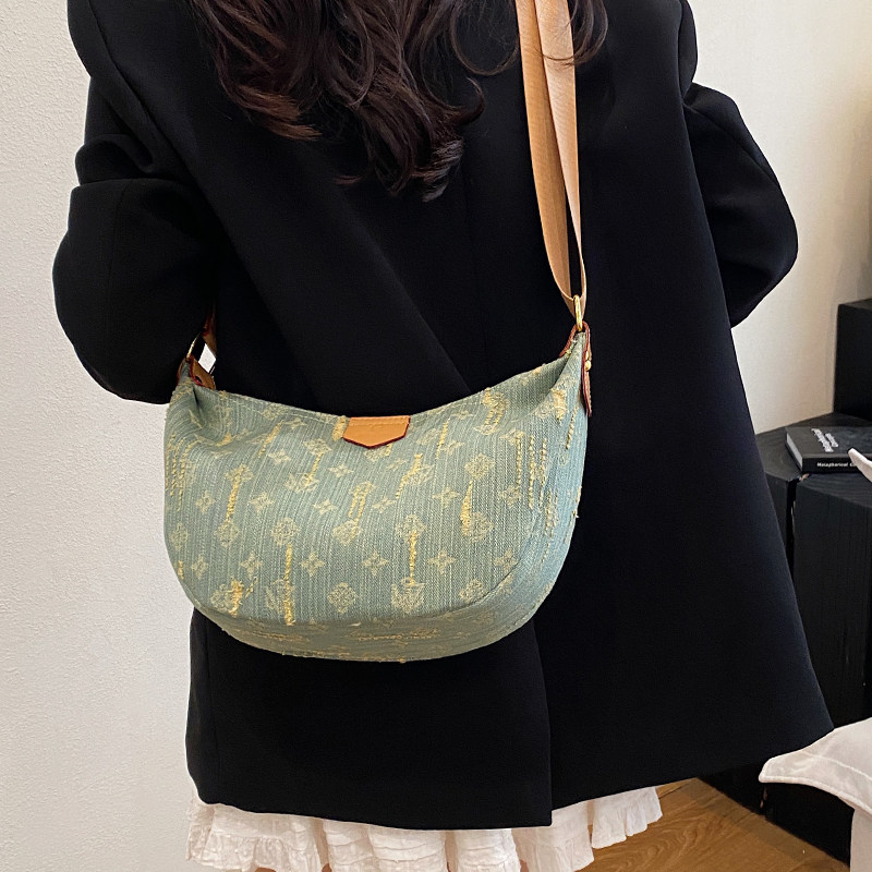 2025新款时尚百搭大容量托特包女士单肩斜挎包休闲轻便女士通勤包