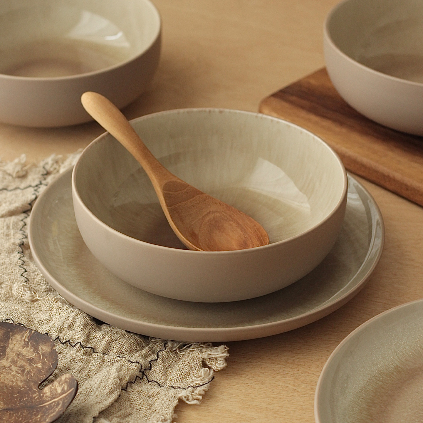 胡桃集市棕色餐具北欧风简约早餐盘牛排盘甜品盘菜盘酸奶碗沙拉碗,餐饮具,碗,淘宝优惠券,粉丝福利购,淘宝优惠卷
