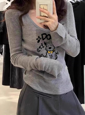 灰色内搭打底衫女t恤秋冬款小狗印花超火别致低领修身长袖上衣ins